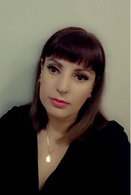 Воспитатель высшей категории Крюкова Евгения Викторовна Воспитатель высшей категории Крюкова Евгения Викторовна